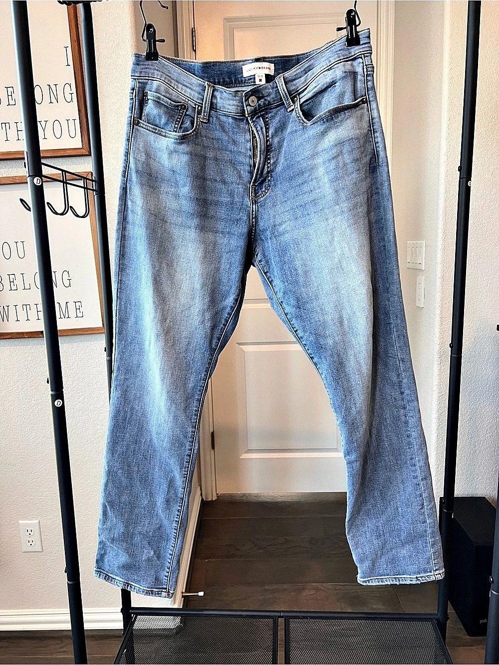 Lucky Brand Men's 410 Athletic Straight Jeans Light Wash Denim Size 34x30